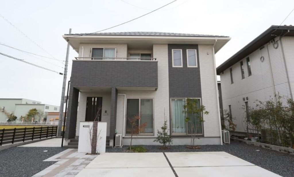 クレバリーホーム米子店・鳥取中央店の外観施工事例