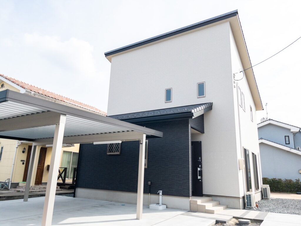 クレバリーホーム米子店・鳥取中央店の「タイルの家」施工事例